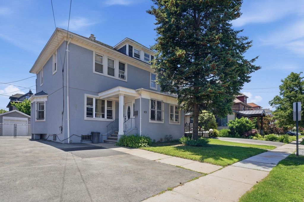 601 80TH ST, North Bergen, NJ 07047
