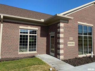 3648 UTICA RIDGE Road, Bettendorf, IA 52722