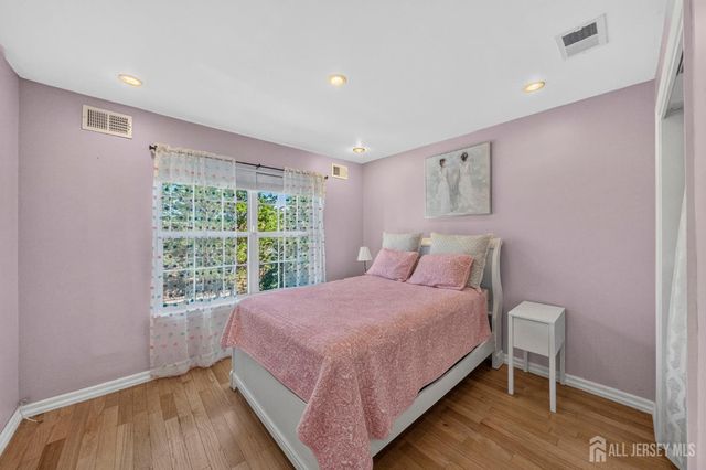 4 Congress Lane, South River, NJ 08882