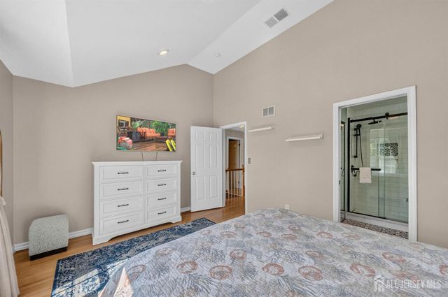 4 Congress Lane, South River, NJ 08882