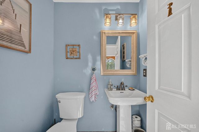 4 Congress Lane, South River, NJ 08882