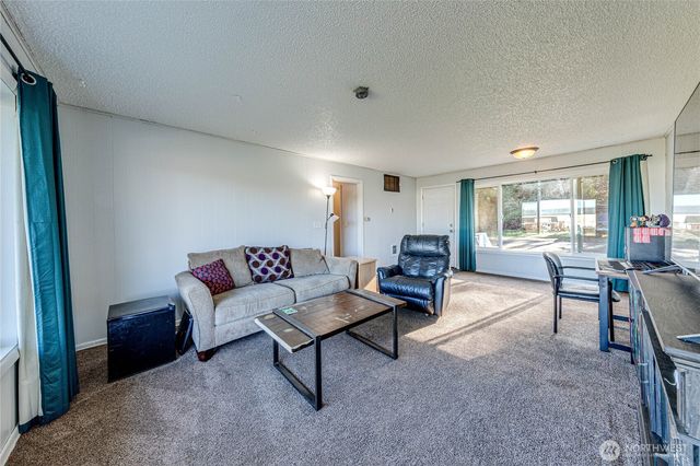 1938 W Highway 101, Port Angeles, WA 98363