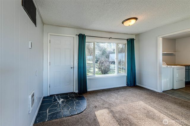 1938 W Highway 101, Port Angeles, WA 98363