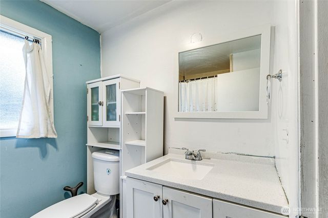 1938 W Highway 101, Port Angeles, WA 98363