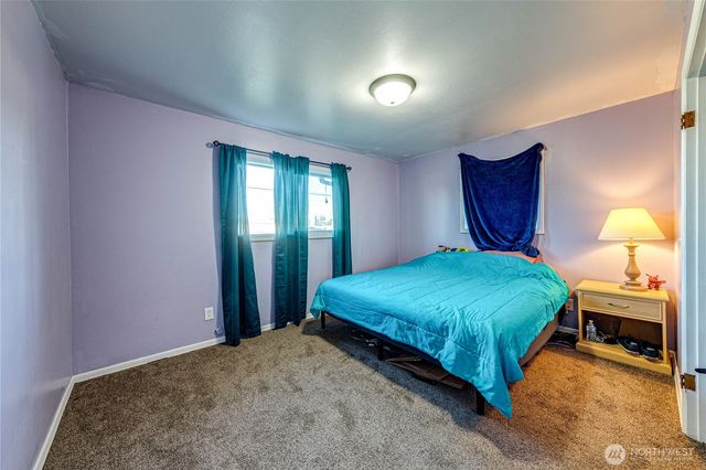 1938 W Highway 101, Port Angeles, WA 98363