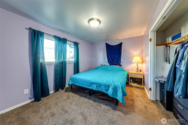 1938 W Highway 101, Port Angeles, WA 98363