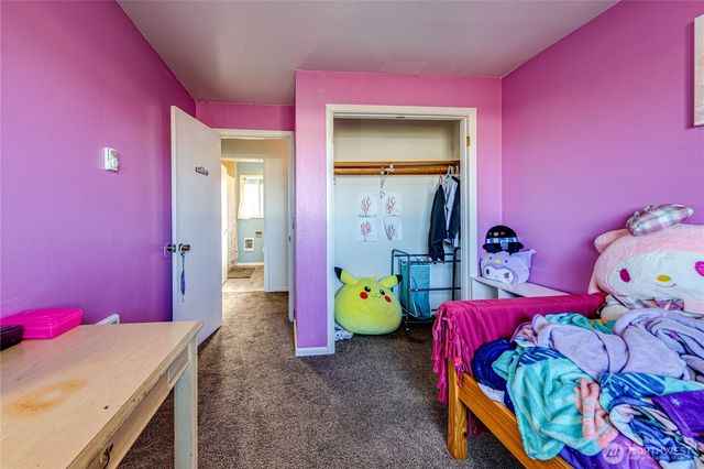 1938 W Highway 101, Port Angeles, WA 98363