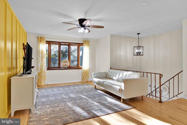31 WHITE BIRCH RD, Turnersville, NJ 08012
