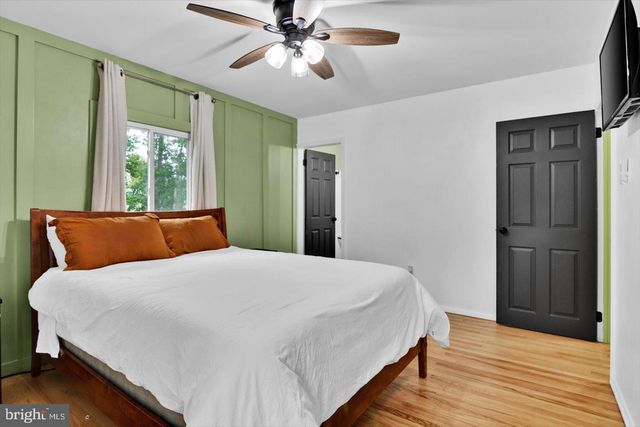 31 WHITE BIRCH RD, Turnersville, NJ 08012