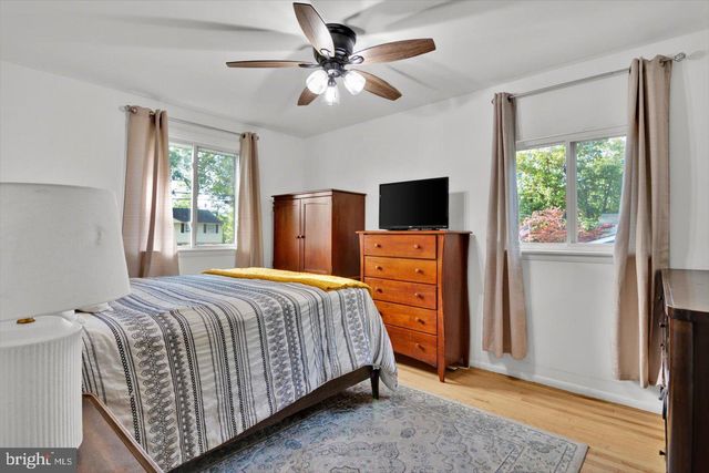 31 WHITE BIRCH RD, Turnersville, NJ 08012