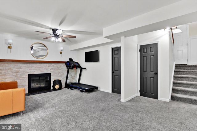31 WHITE BIRCH RD, Turnersville, NJ 08012