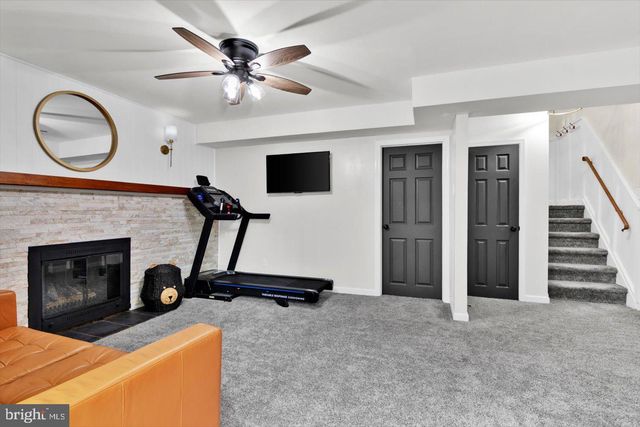 31 WHITE BIRCH RD, Turnersville, NJ 08012