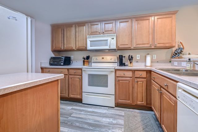 4665 Fringetree Dr Unit 5D, Murrells Inlet, SC 29576