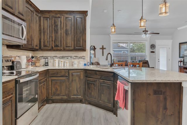 4720 Medina Street, Granbury, TX 76048