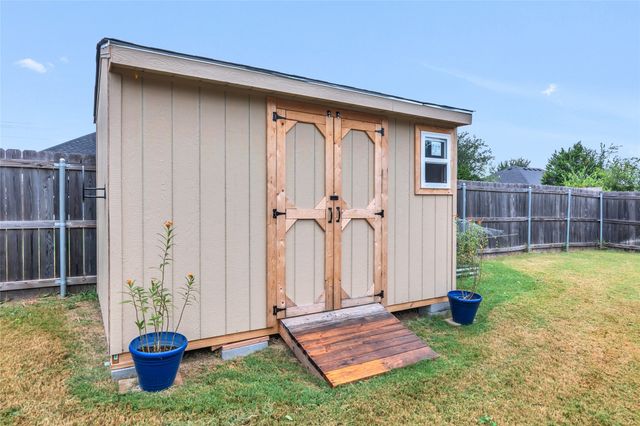 4720 Medina Street, Granbury, TX 76048