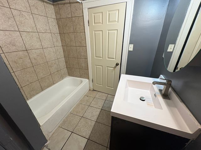 83 W 15th Street 1, Chicago Heights, IL 60411
