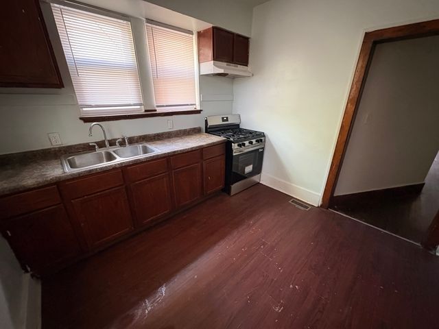 83 W 15th Street 1, Chicago Heights, IL 60411