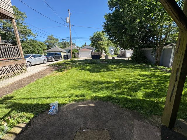 83 W 15th Street 1, Chicago Heights, IL 60411