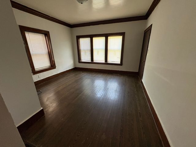 83 W 15th Street 1, Chicago Heights, IL 60411