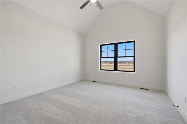 9619 Stockdale Road, Liberty, MO 64068