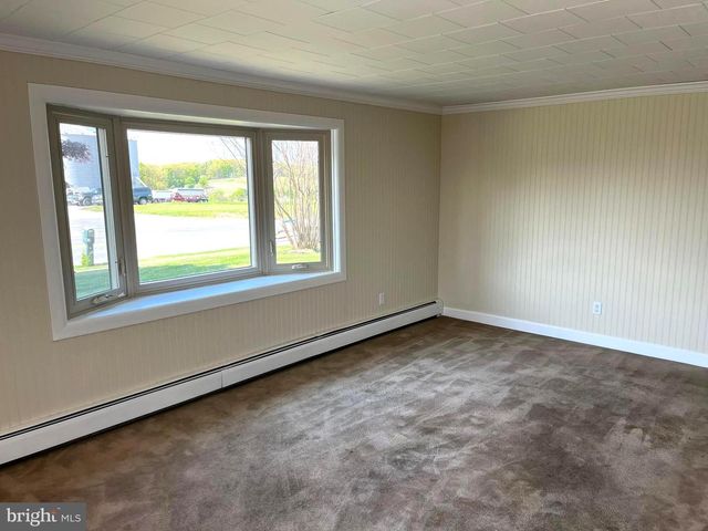 1015 DELTA RD, Red Lion, PA 17356