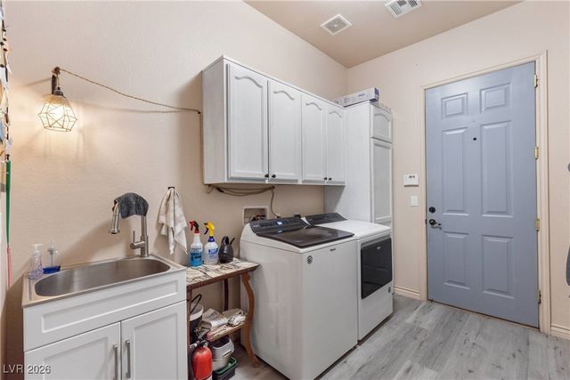 3551 Mallard Avenue, Pahrump, NV 89048