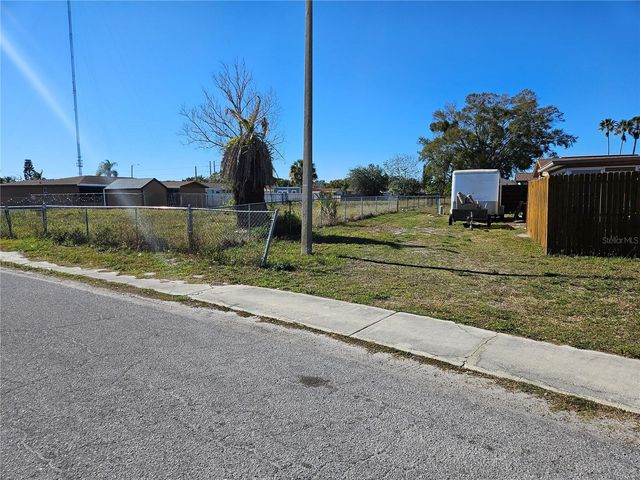 1754 SOLAR DRIVE, Holiday, FL 34691