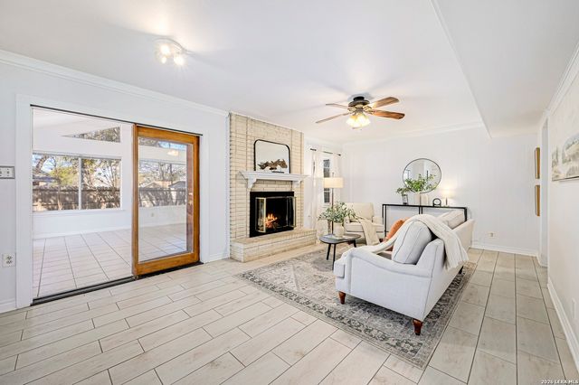 5801 Windvale Drive, Windcrest, TX 78239