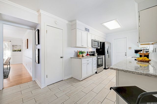 5801 Windvale Drive, Windcrest, TX 78239