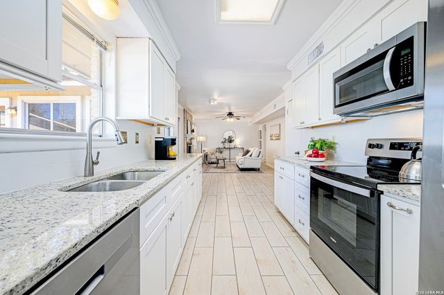 5801 Windvale Drive, Windcrest, TX 78239