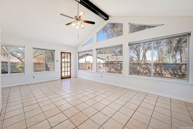 5801 Windvale Drive, Windcrest, TX 78239