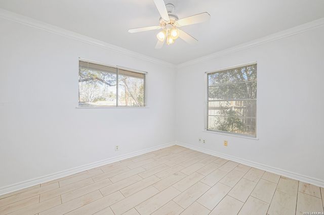 5801 Windvale Drive, Windcrest, TX 78239