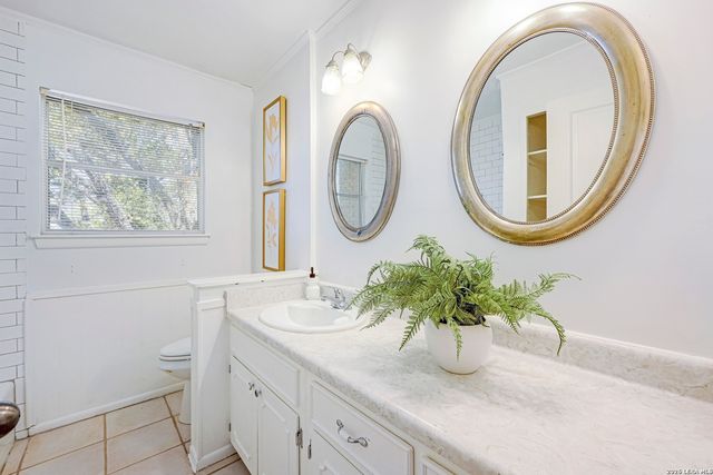 5801 Windvale Drive, Windcrest, TX 78239