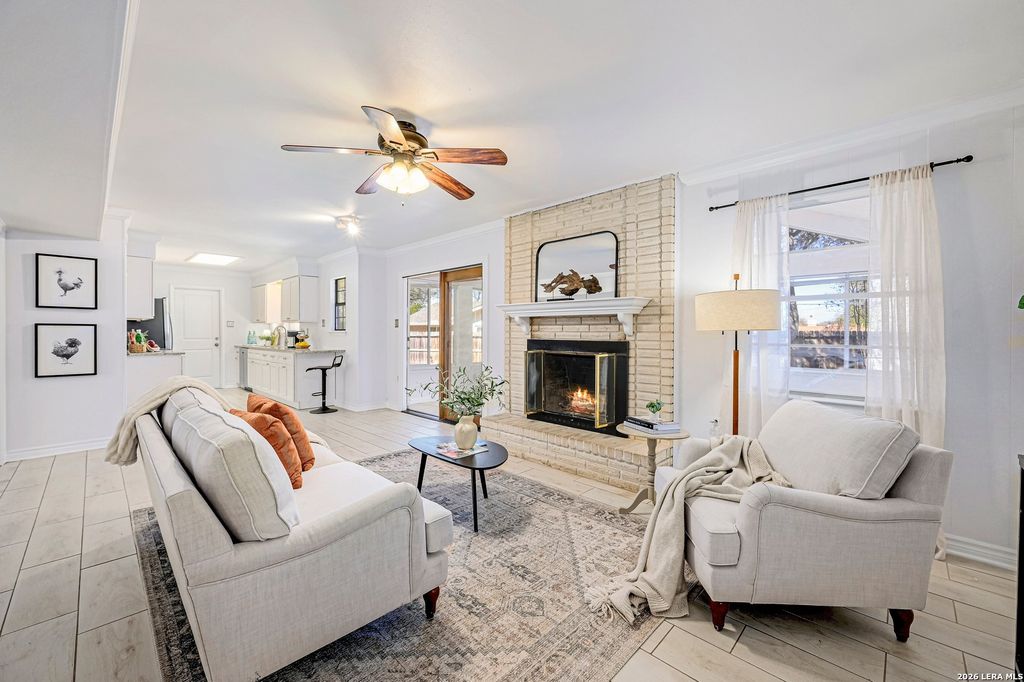 5801 Windvale Drive, Windcrest, TX 78239