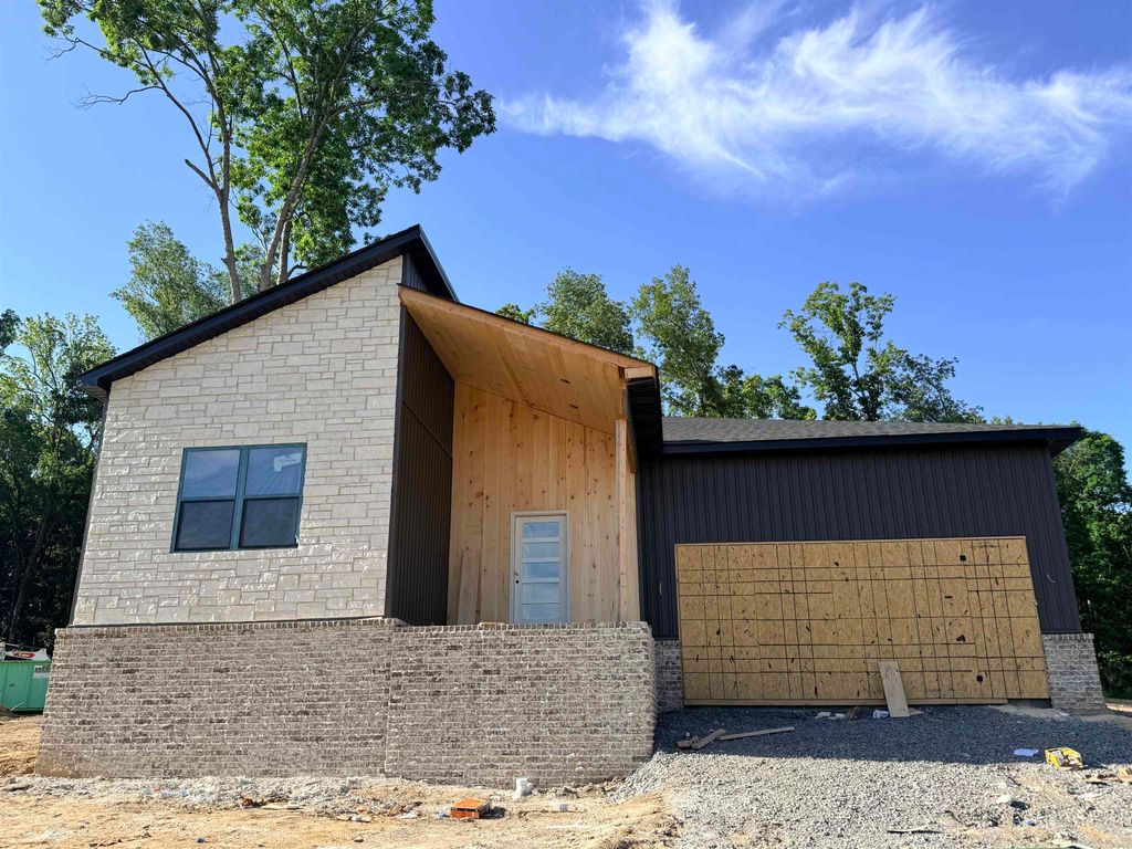 1052 Stagecoach Blvd, Cabot, AR 72023