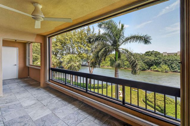 1036 Us Highway 1 324, North Palm Beach, FL 33408