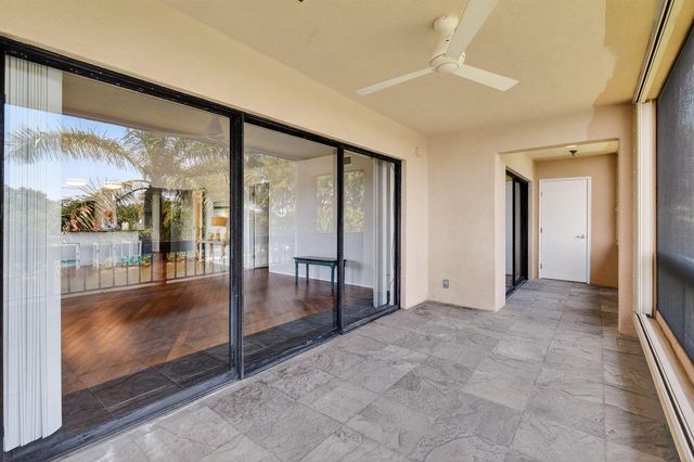 1036 Us Highway 1 324, North Palm Beach, FL 33408