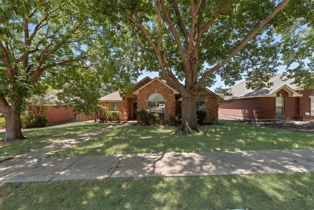 7581 Lancelot Road, Frisco, TX 75035