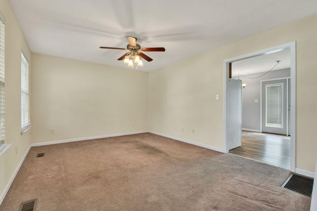 123 Woods Lake Way SE, Cleveland, TN 37323