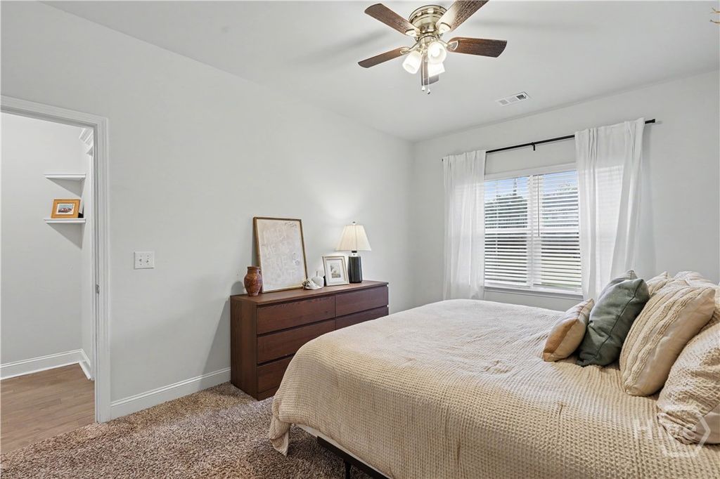 Image 20 of property listing at 67 Shortleaf Trail, Richmond Hill, GA 31324