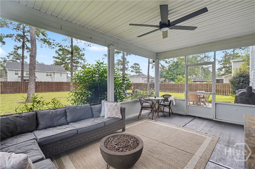 Image 22 of property listing at 67 Shortleaf Trail, Richmond Hill, GA 31324