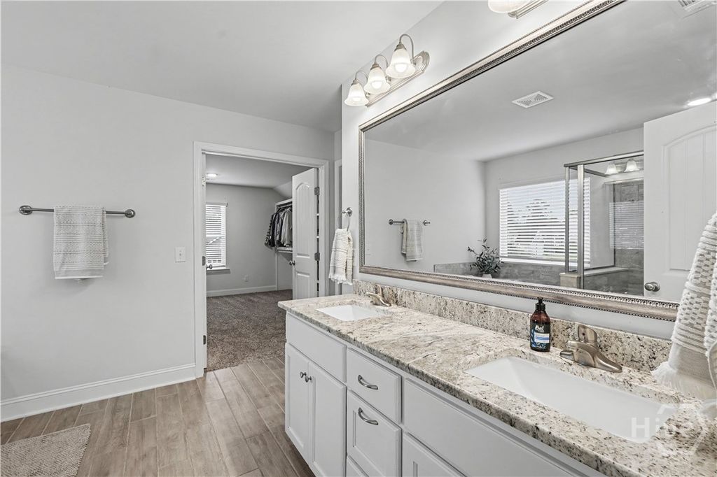 Image 29 of property listing at 67 Shortleaf Trail, Richmond Hill, GA 31324