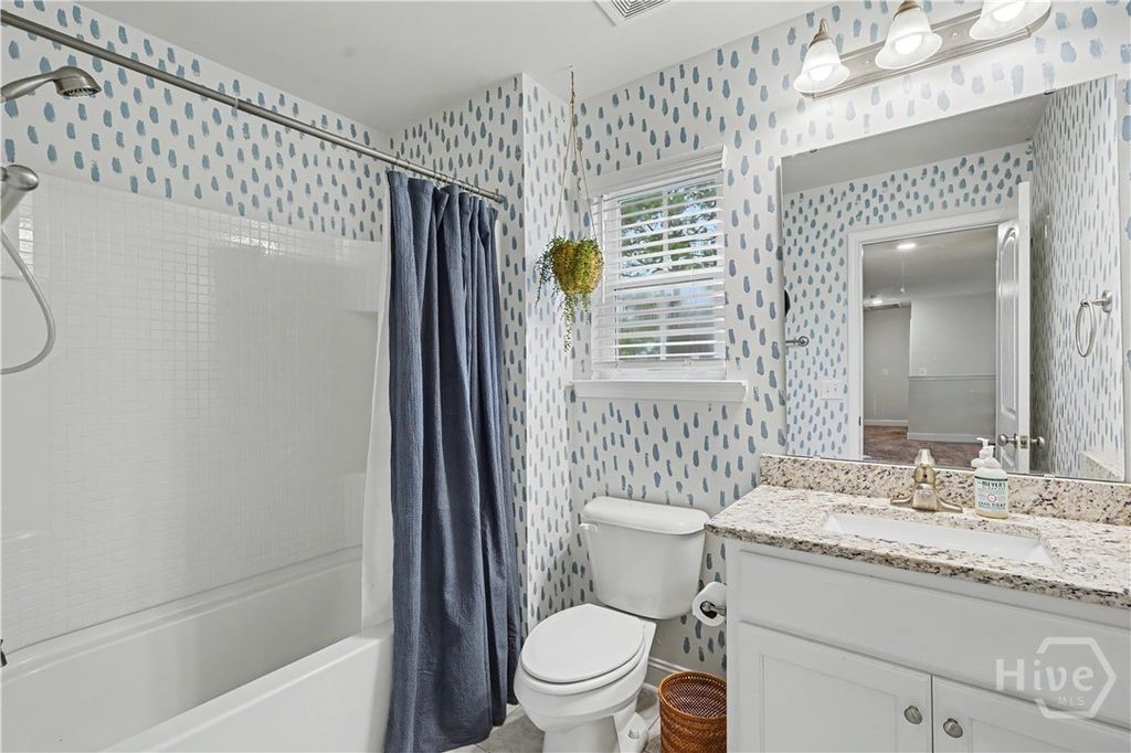 Image 32 of property listing at 67 Shortleaf Trail, Richmond Hill, GA 31324