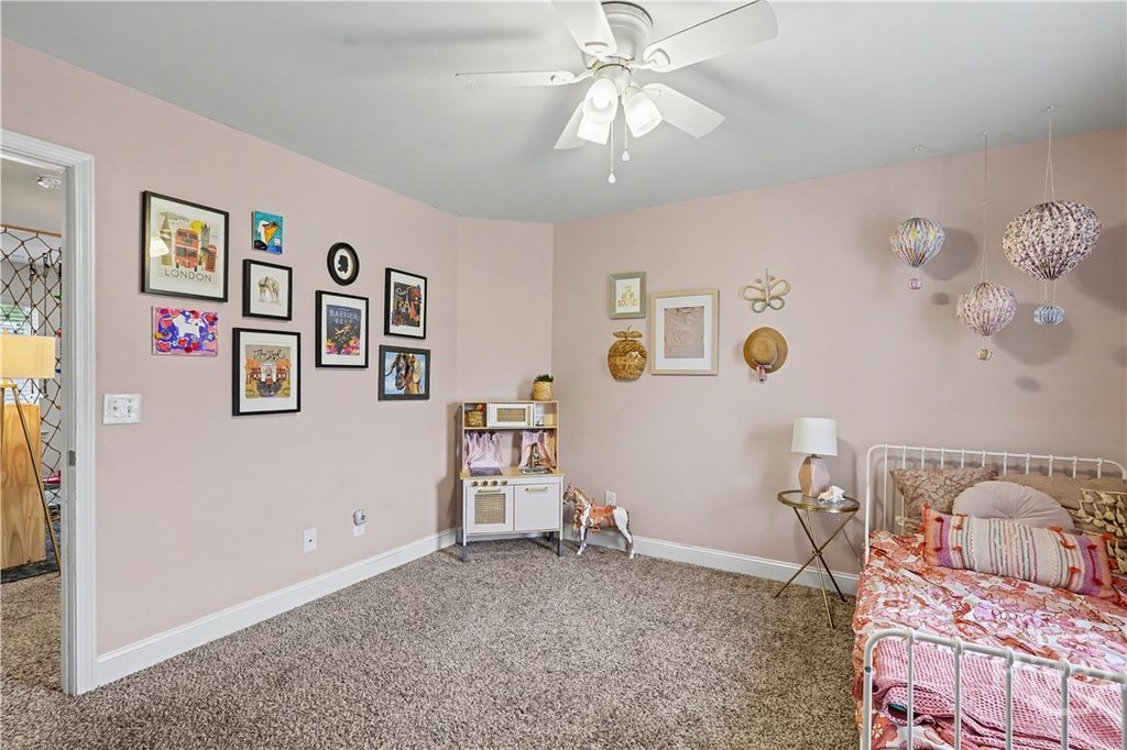 Image 37 of property listing at 67 Shortleaf Trail, Richmond Hill, GA 31324