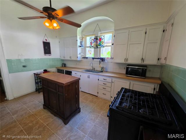 1509 W Main Street, Belleville, IL 62220