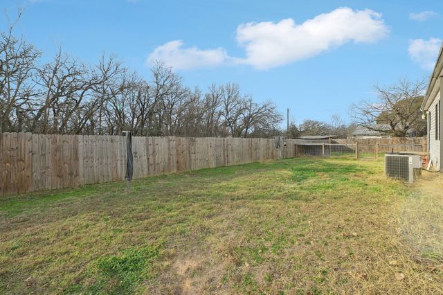 10309 Mineral Wells Highway, Weatherford, TX 76088