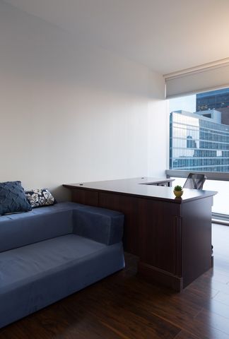 8 E RANDOLPH Street 3208, Chicago, IL 60601