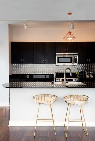 8 E RANDOLPH Street 3208, Chicago, IL 60601