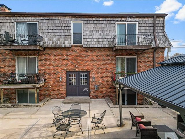 4430 Jarboe Street 6, Kansas City, MO 64111