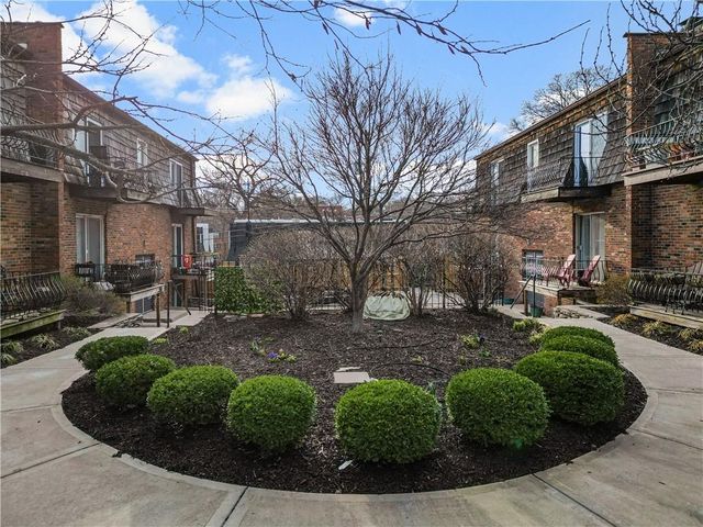 4430 Jarboe Street 6, Kansas City, MO 64111